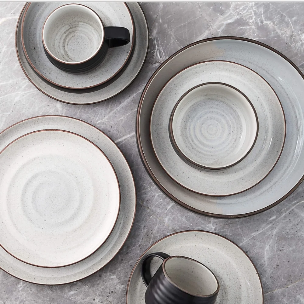 🆕️Crate&Barrel Dinner Plate